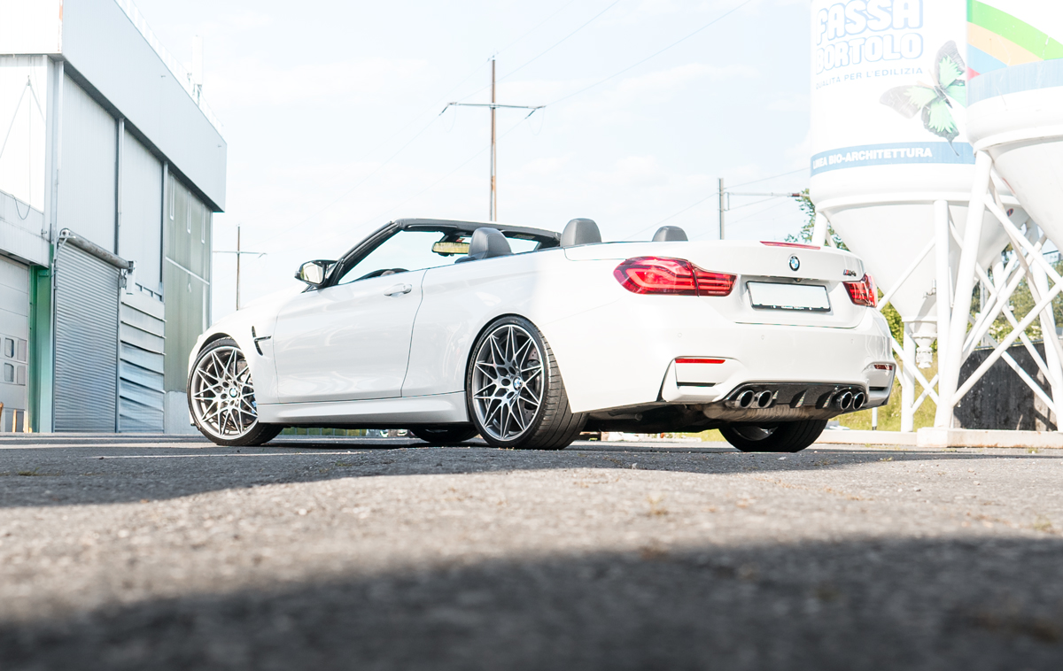 L Prestige Location Vehicule m4 3